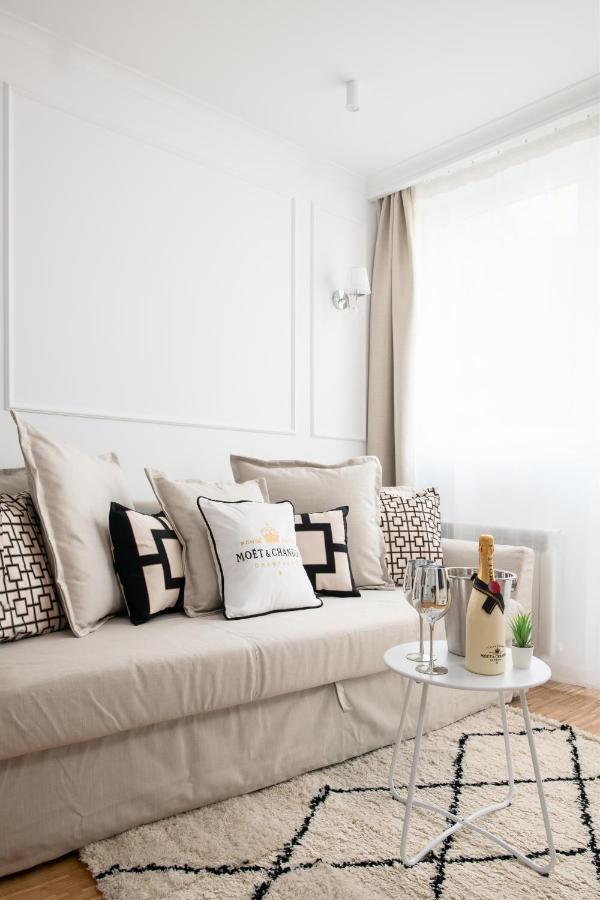 Glam & Modern By Cooee Apartments Варшава Экстерьер фото
